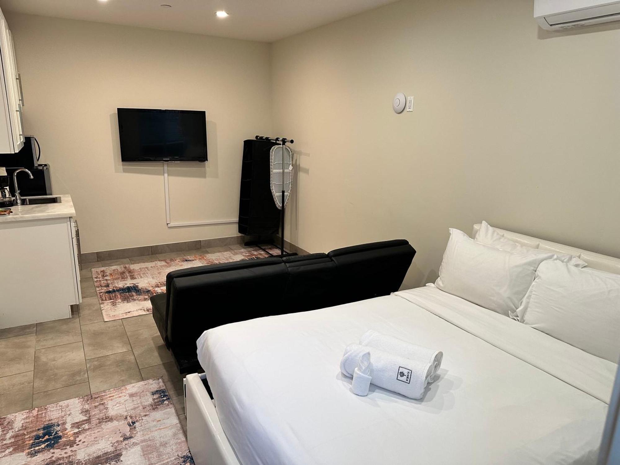 Studio With Private Entrance Next To Balboa Park ซานดิเอโก ภายนอก รูปภาพ